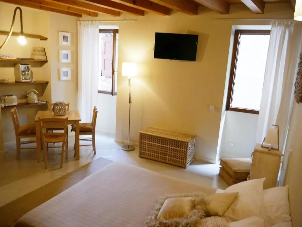 Apartamento Appartamenti Ca' Nei Vicoli Limone sul Garda