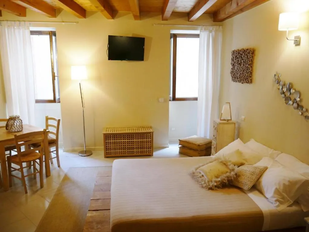Apartamento Appartamenti Ca' Nei Vicoli Limone sul Garda